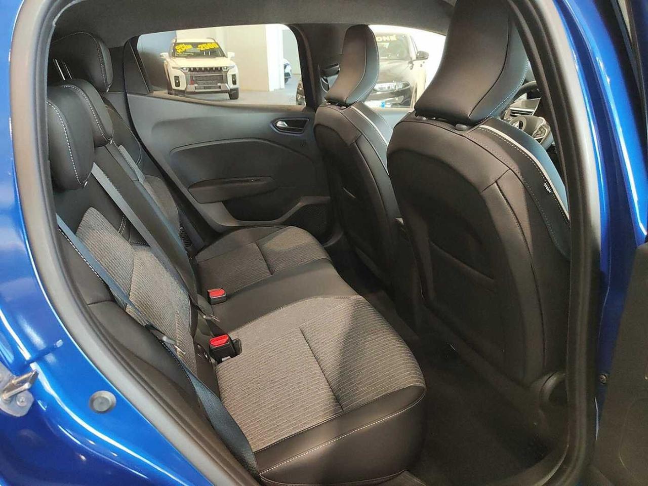 Mitsubishi Mitsubishi Colt usata, con GPS