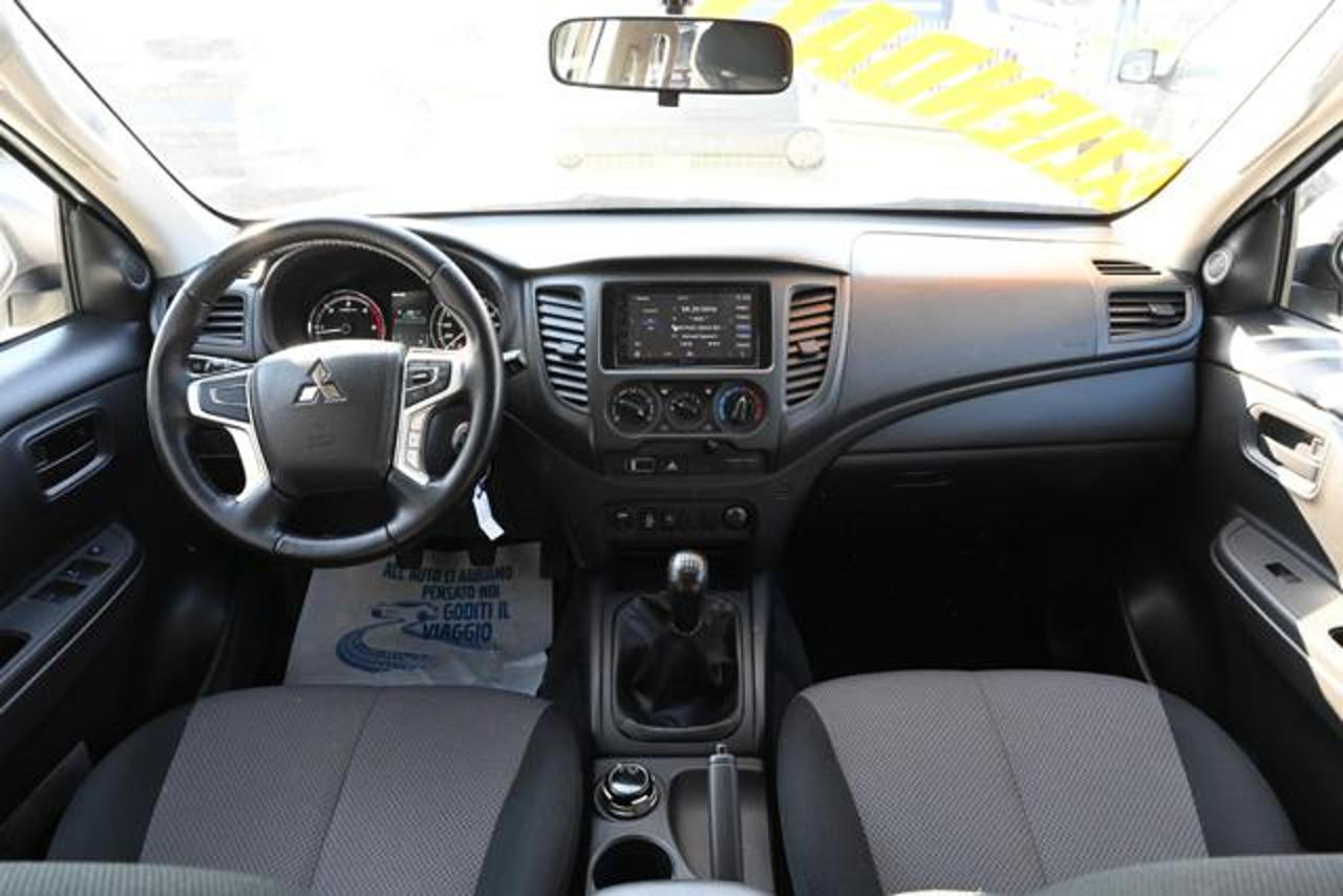 Mitsubishi Mitsubishi L200 usata, con alzacristalli elettrici