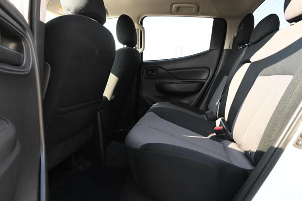 Mitsubishi Mitsubishi L200 usata, con cruise control