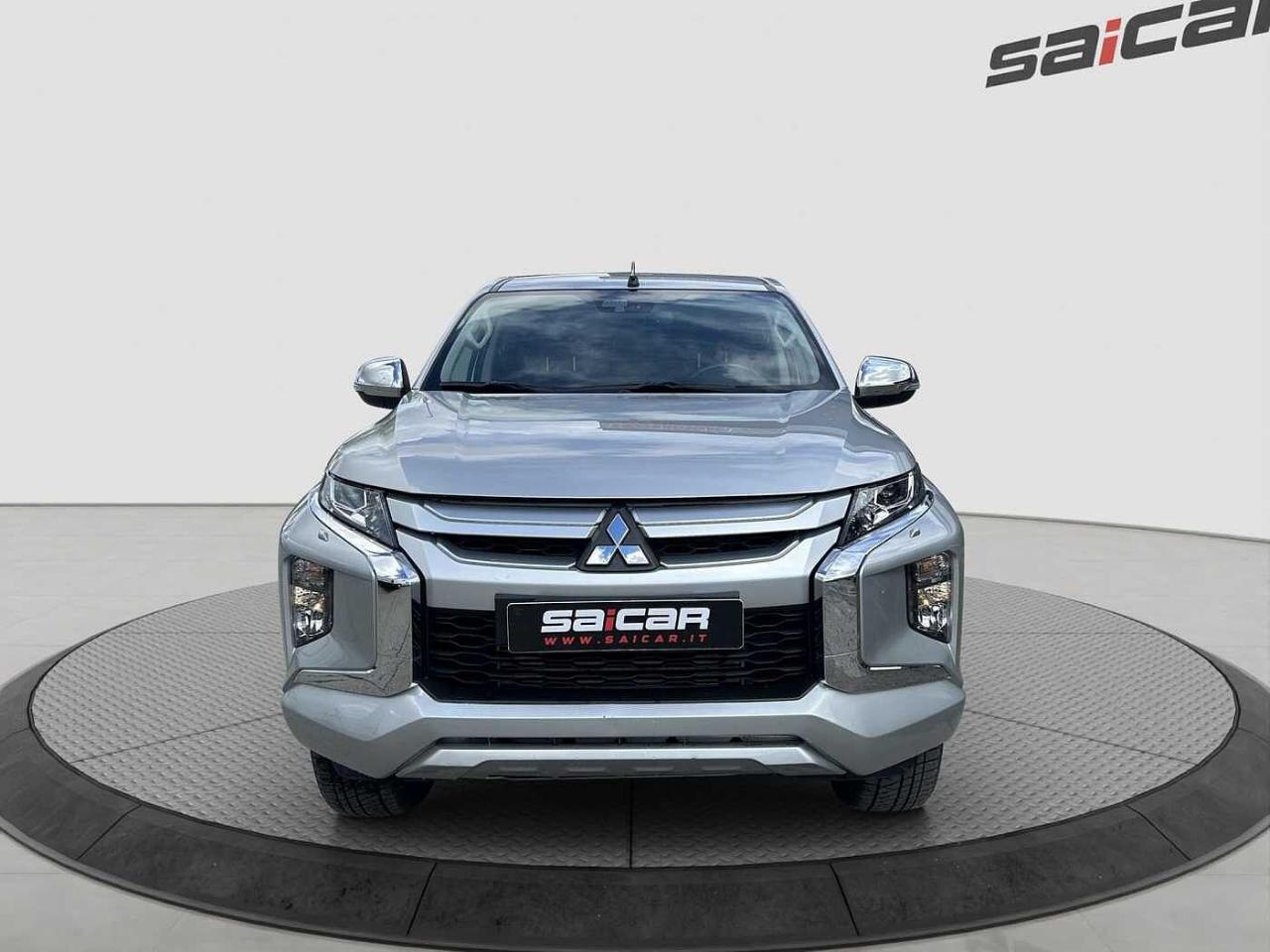 Mitsubishi Mitsubishi L200 usata, con fari fendinebbia