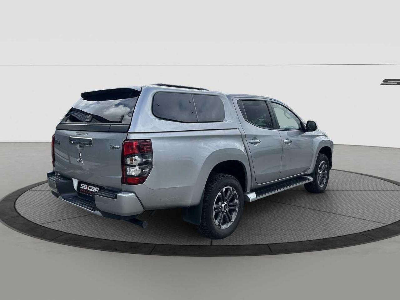 Mitsubishi Mitsubishi L200 usata, con vetri elettrici