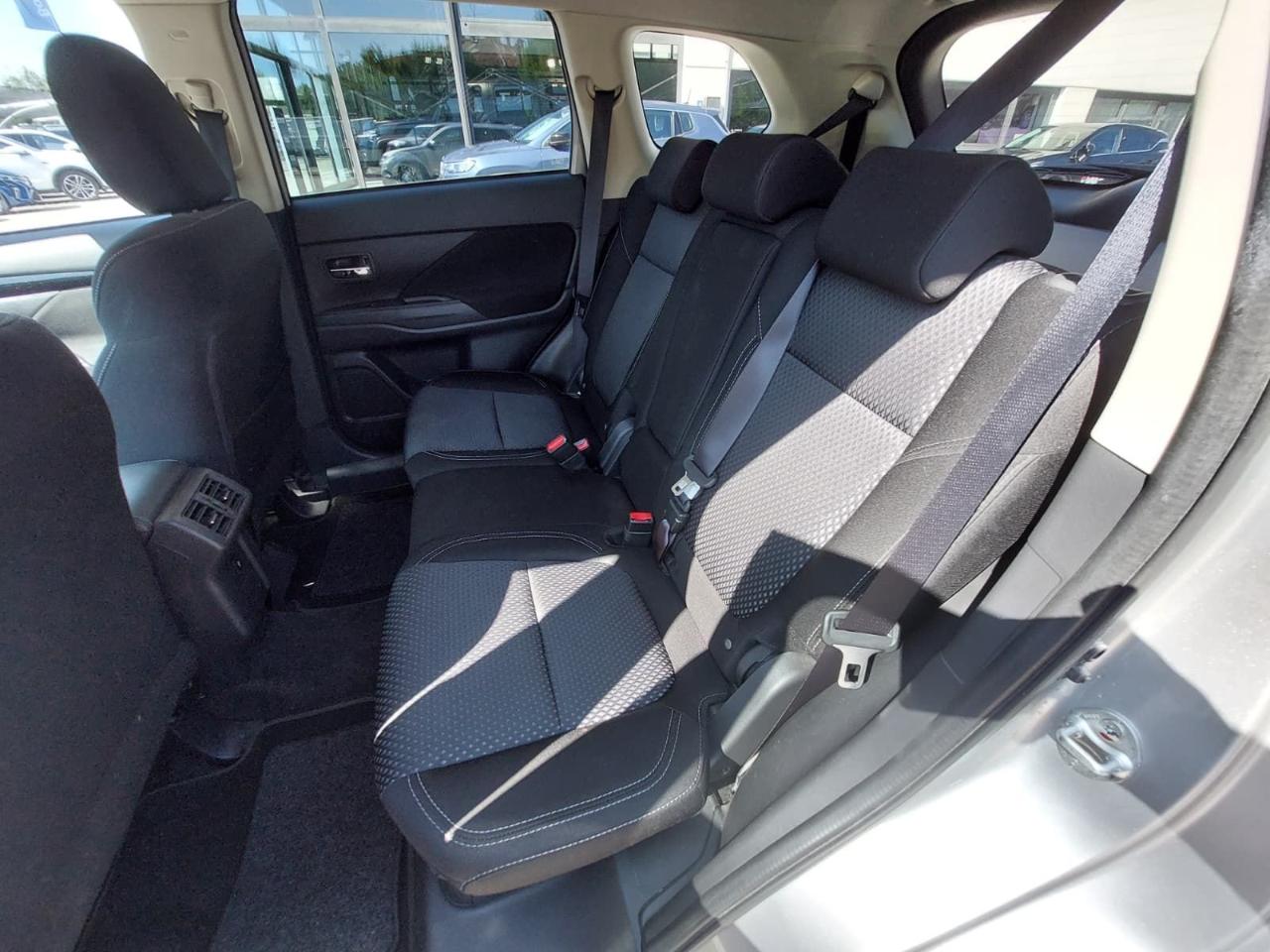 Mitsubishi Mitsubishi Outlander usata, con GPS