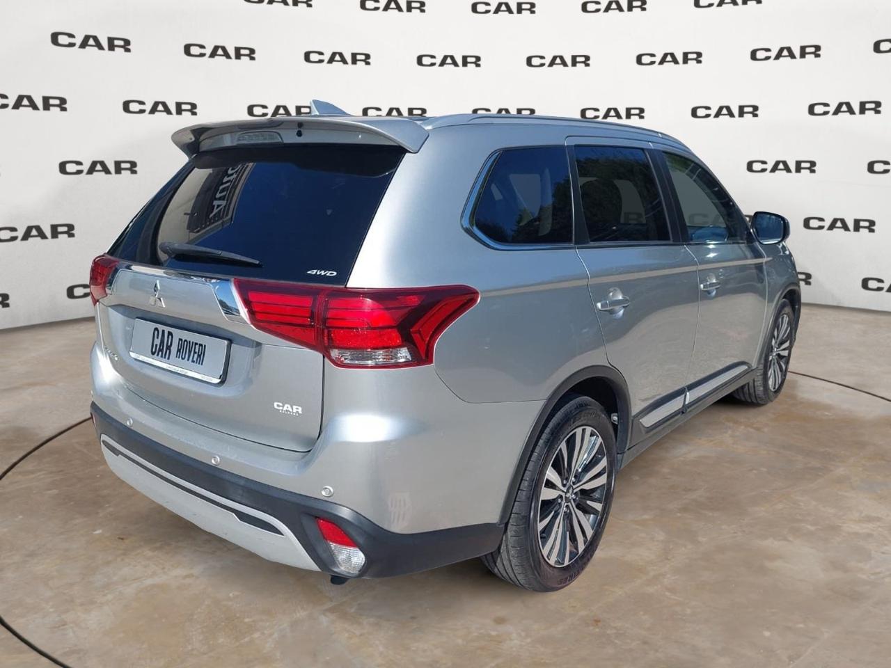 Mitsubishi Mitsubishi Outlander usata 22