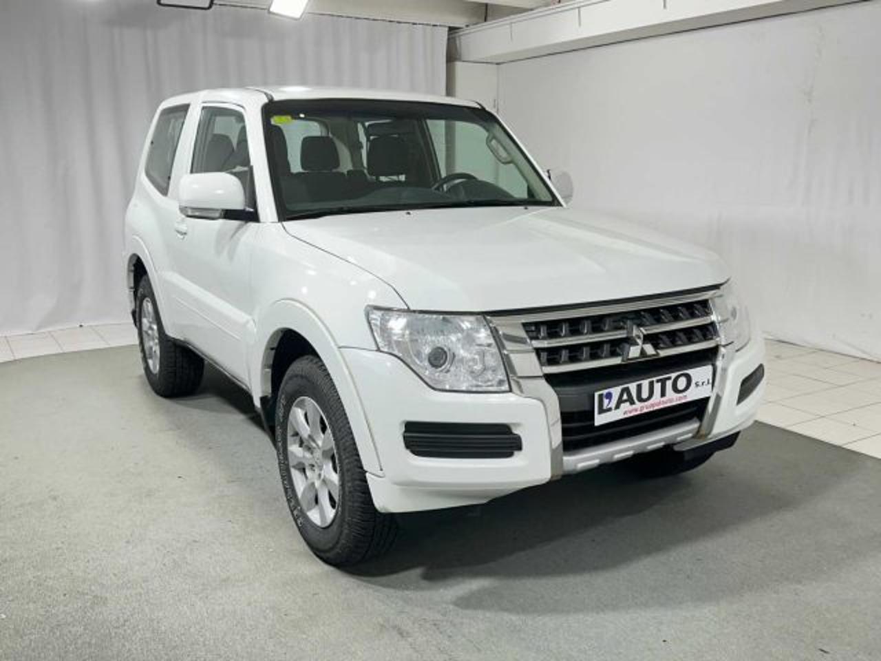Mitsubishi Mitsubishi Pajero usata 27