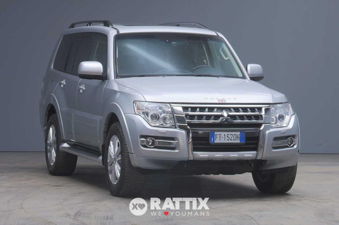 Mitsubishi Mitsubishi Pajero PAJERO 3.2 DI-D Instyle 5p 7p.ti auto + tetto apribile