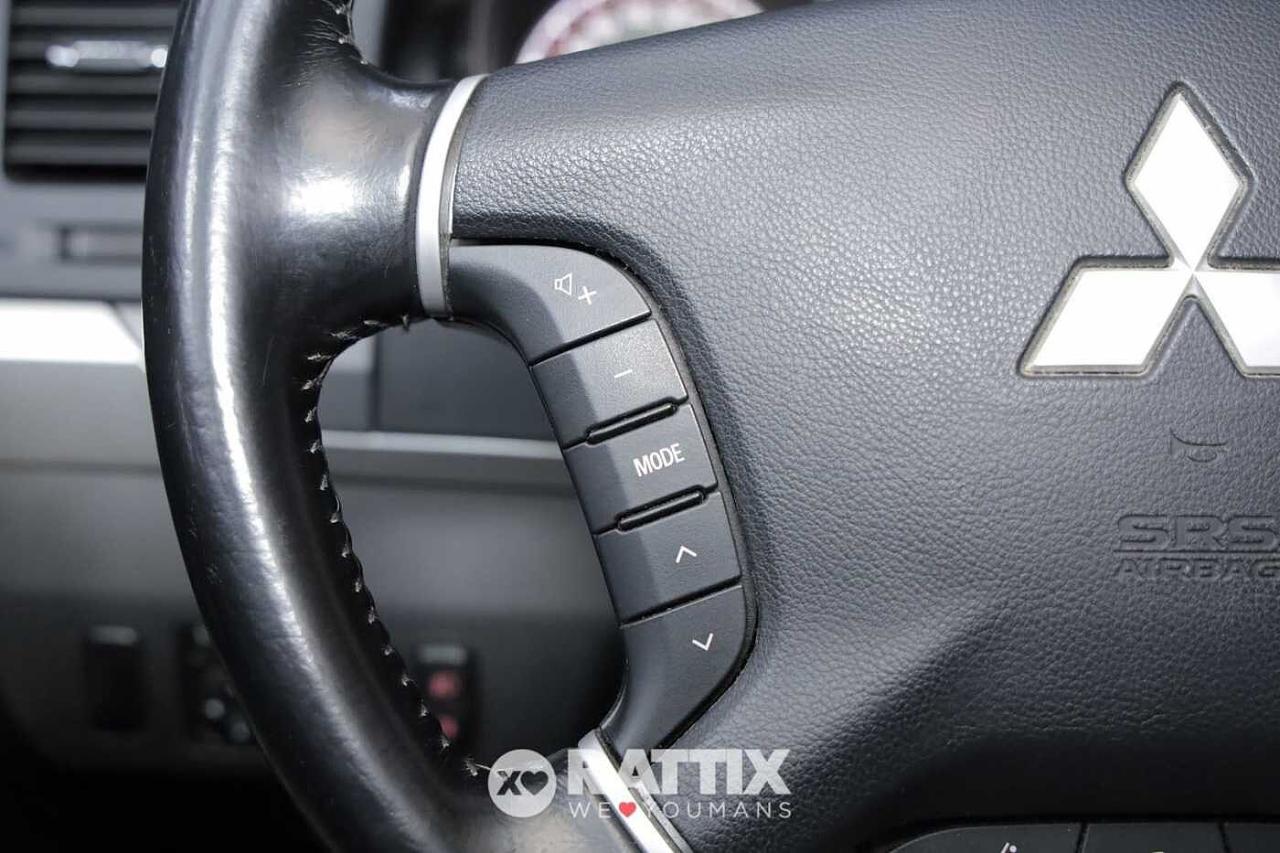 Mitsubishi Mitsubishi Pajero usata 2