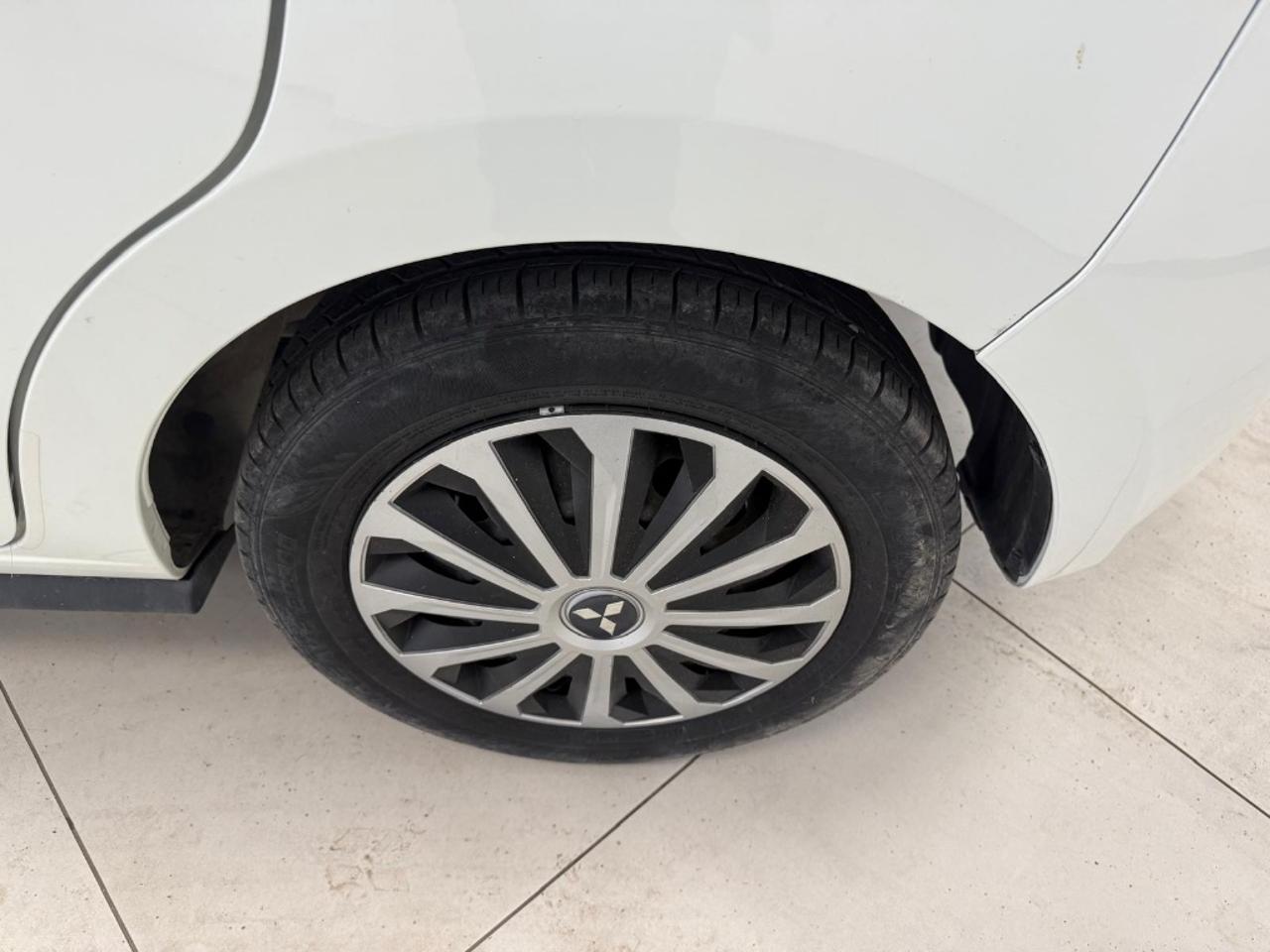 Mitsubishi Mitsubishi Space Star usata, con climatizzatore