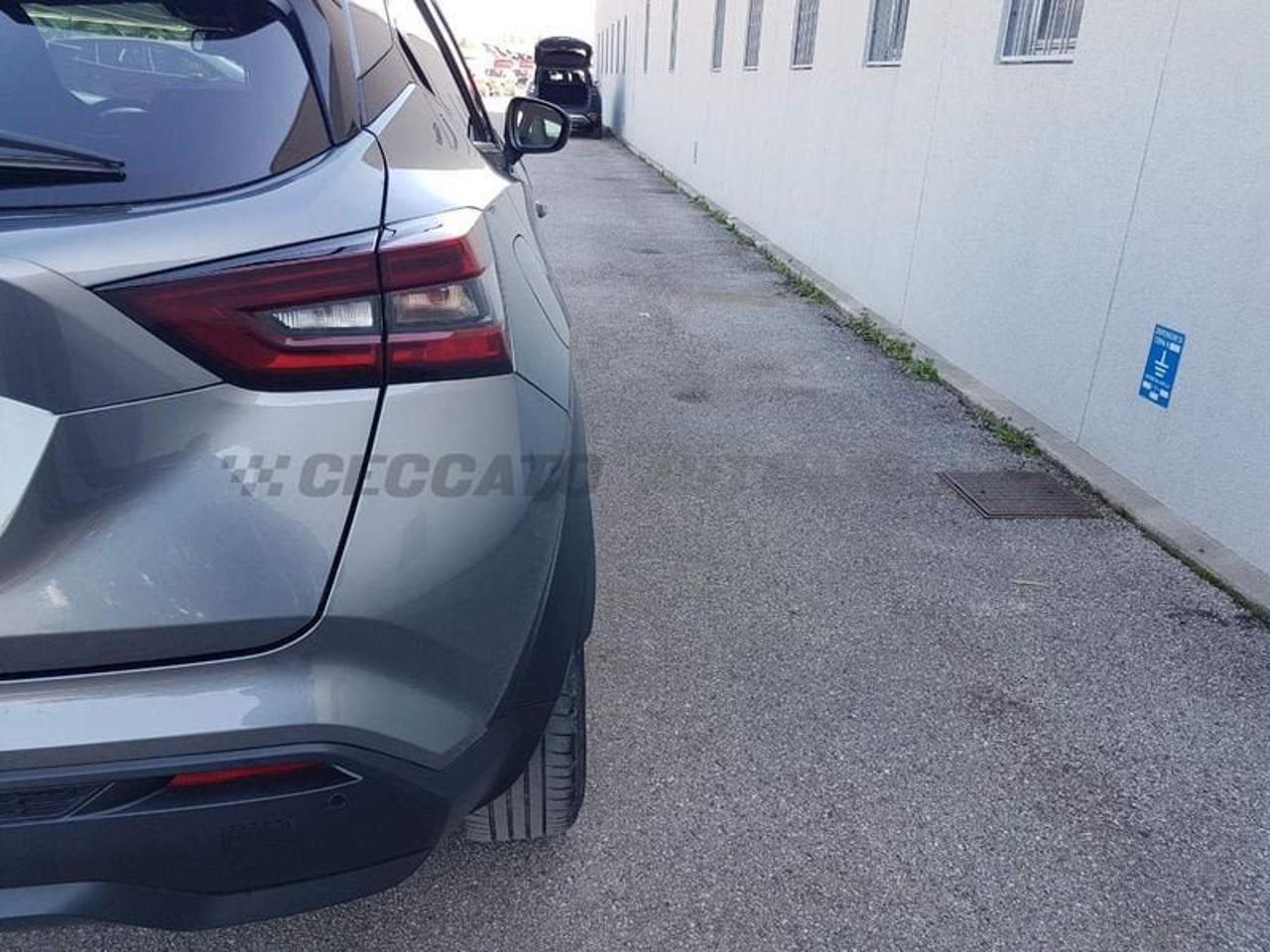 Nissan Nissan Juke usata, con luci diurne