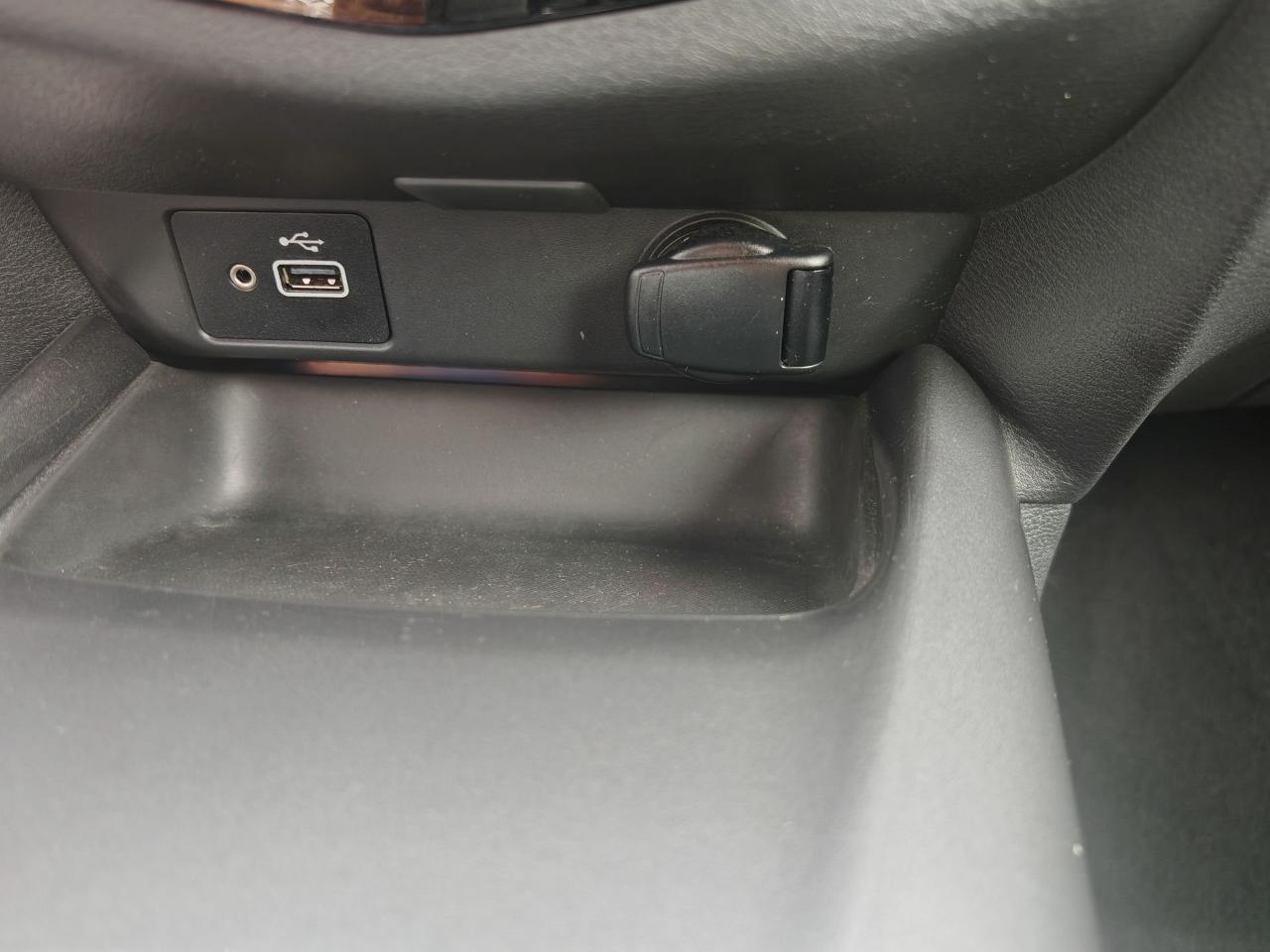 Nissan Nissan Juke usata, con luci diurne