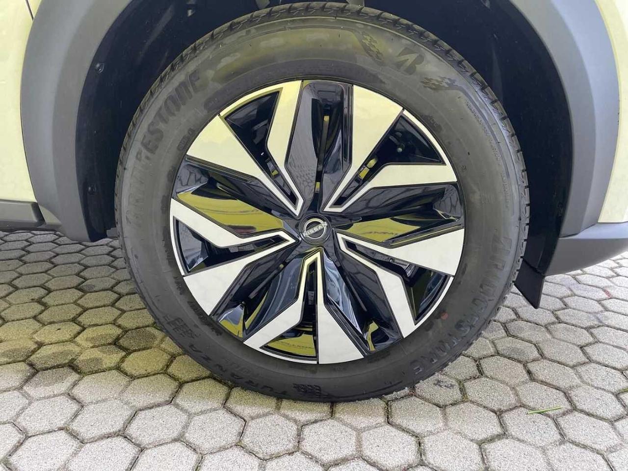 Nissan Nissan Juke usata, con sensori luce