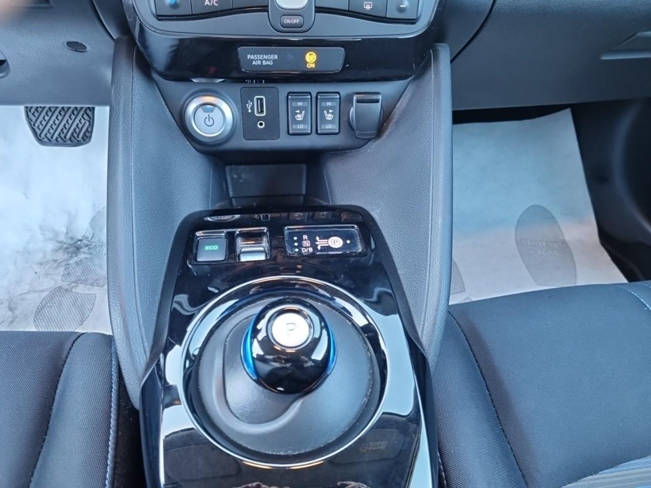 Nissan Nissan Leaf usata, con fendinebbia