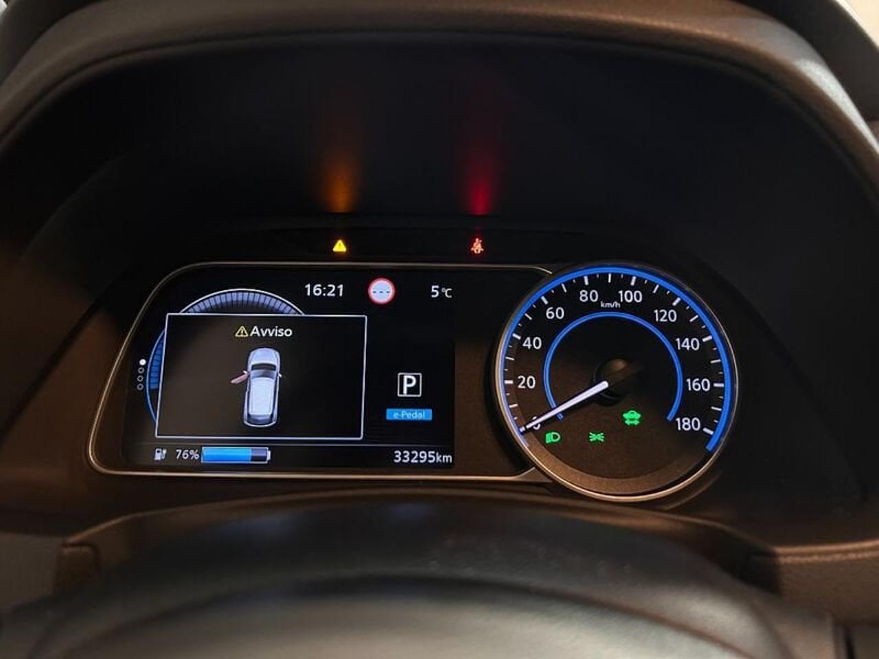 Nissan Nissan Leaf usata, con fendinebbia