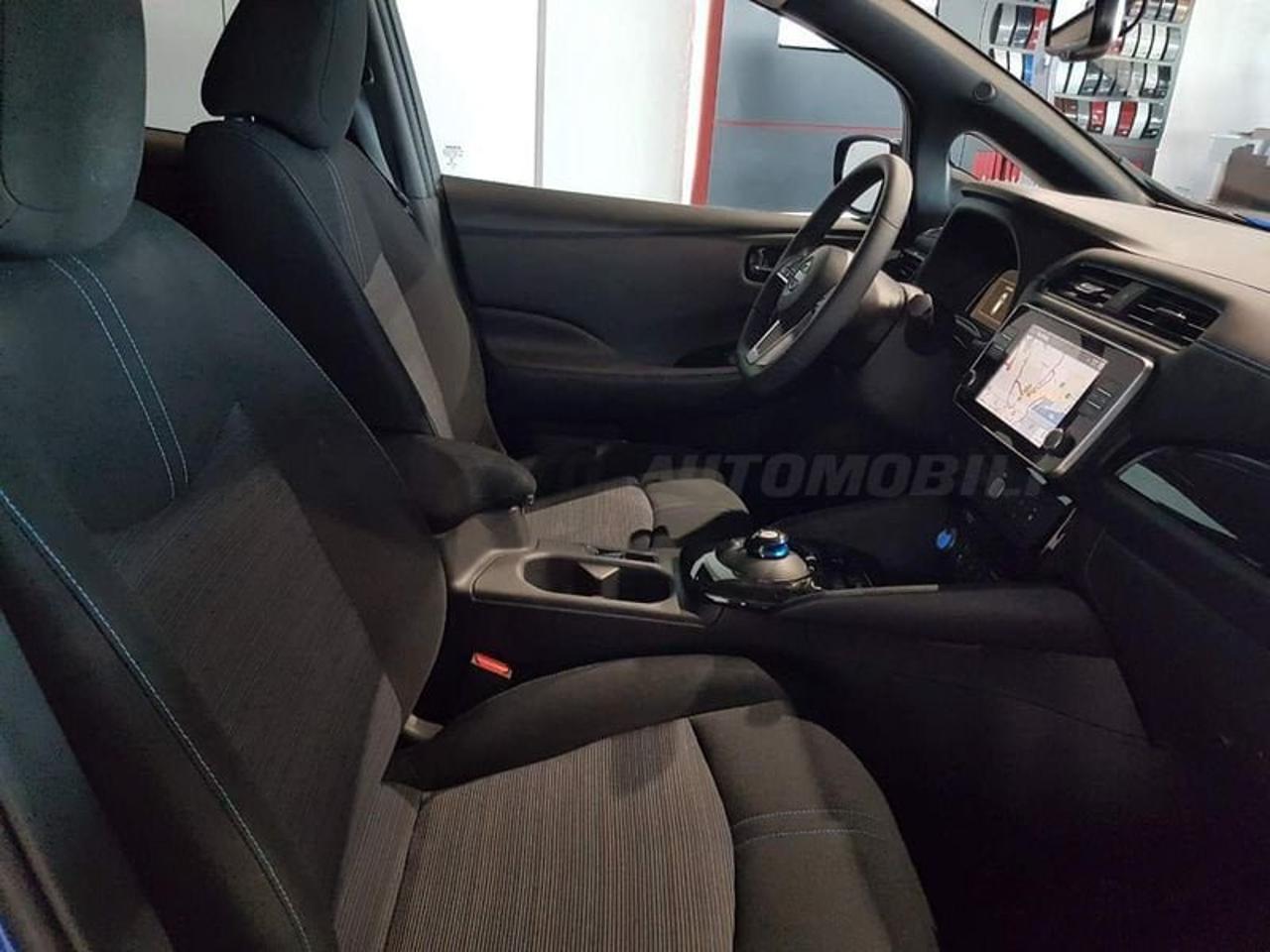 Nissan Nissan Leaf usata, con fendinebbia