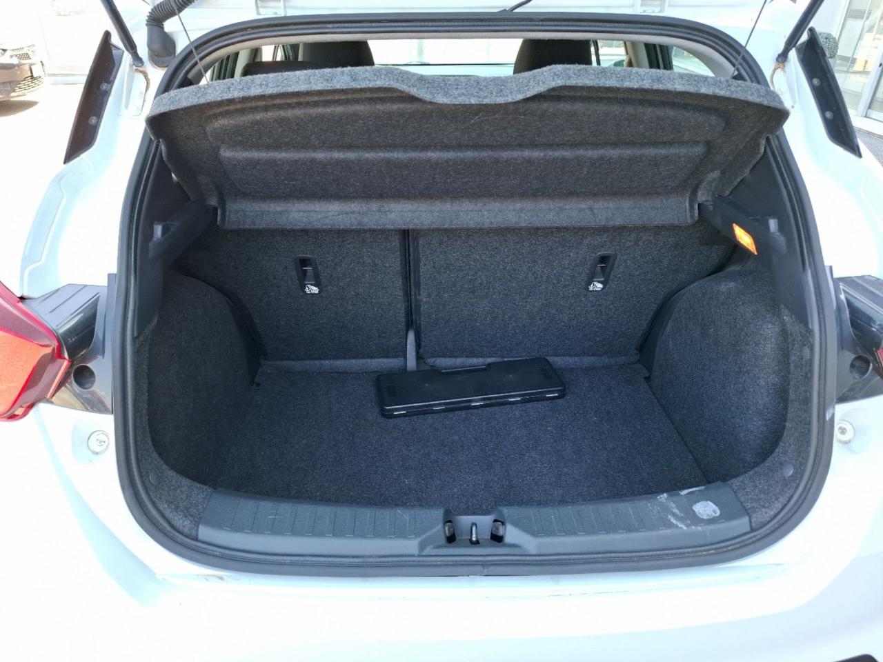 Nissan Nissan Micra usata, con cruise control