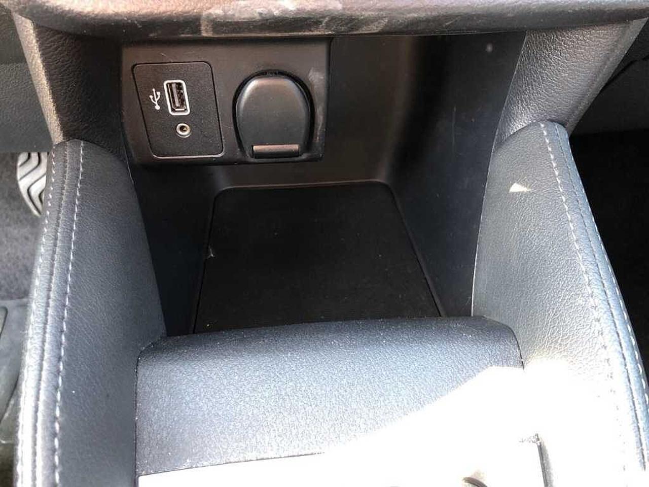 Nissan Nissan Micra usata, con 6 airbag