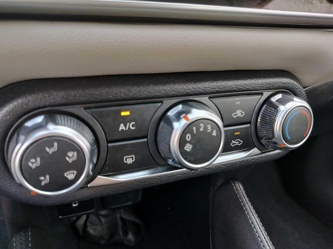 Nissan Nissan Micra usata, con 6 airbag