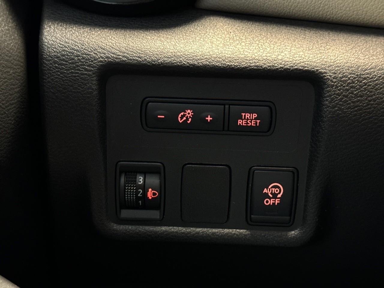 Nissan Nissan Micra usata, con airbags 6