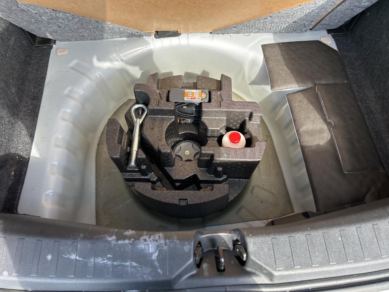 Nissan Nissan Micra usata, con alzacristalli elettrici