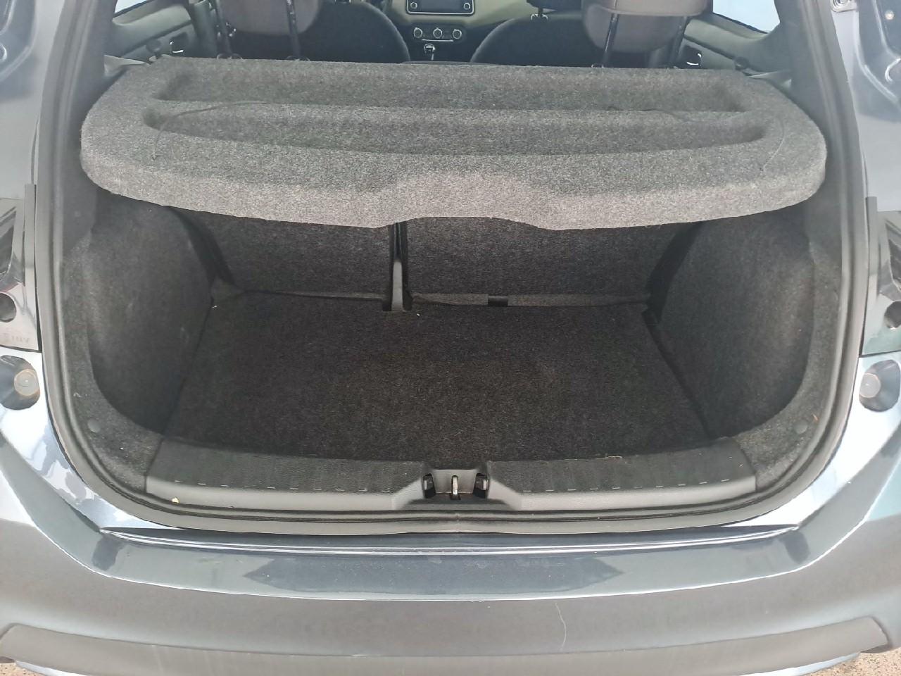 Nissan Nissan Micra usata, con comandi apps