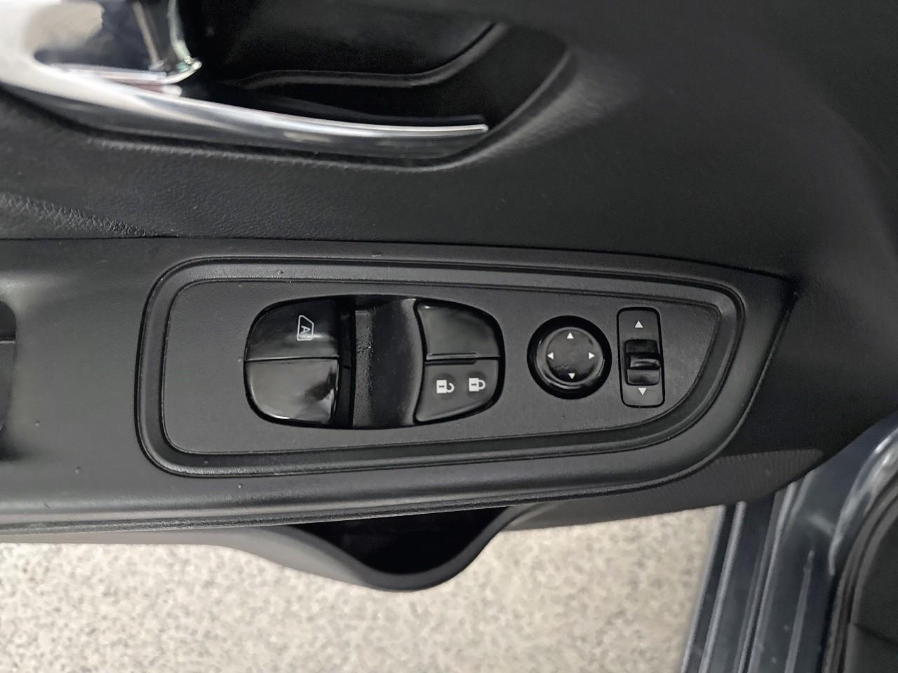 Nissan Nissan Micra usata, con Mirror Screen