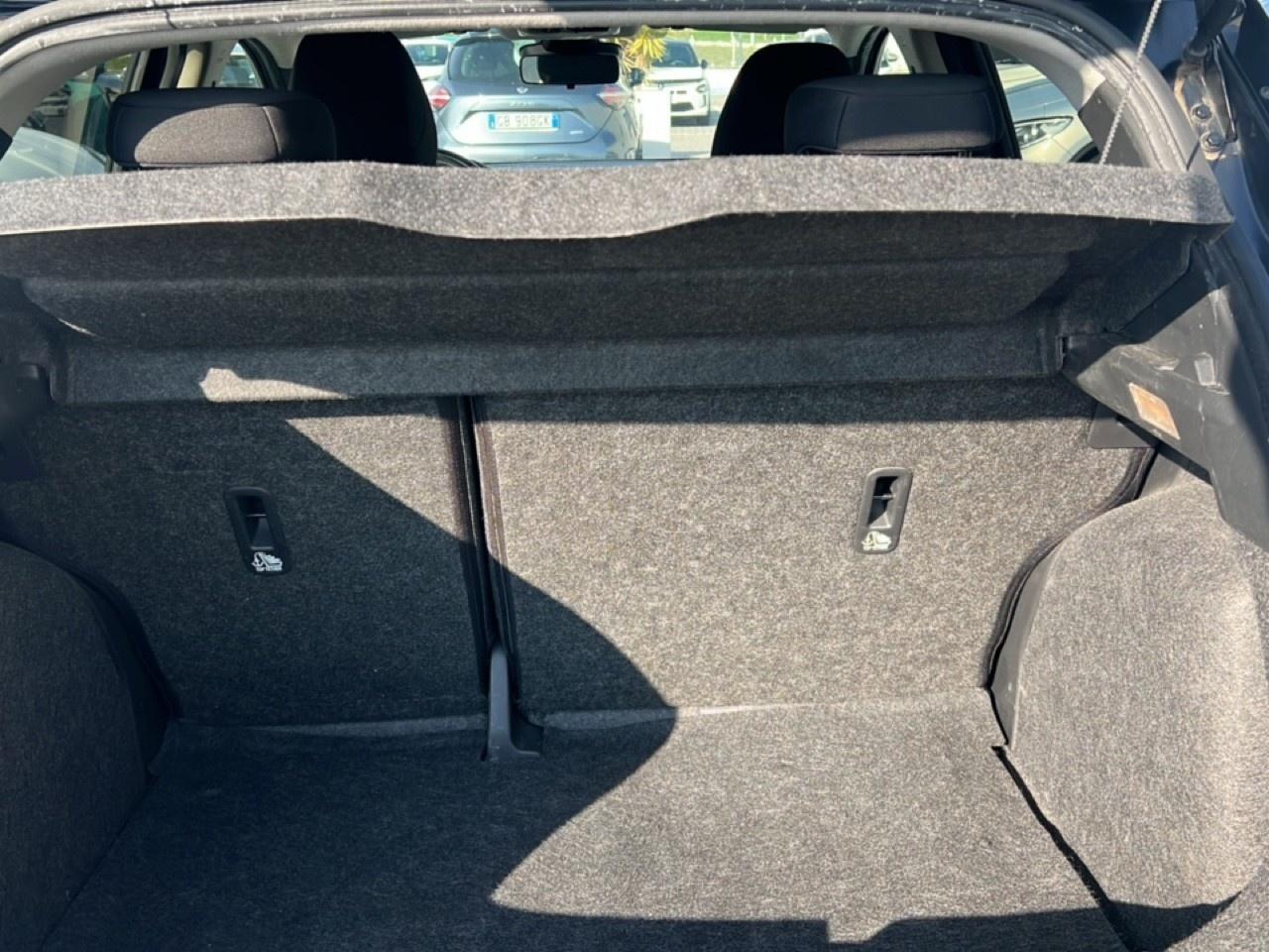 Nissan Nissan Micra usata 12