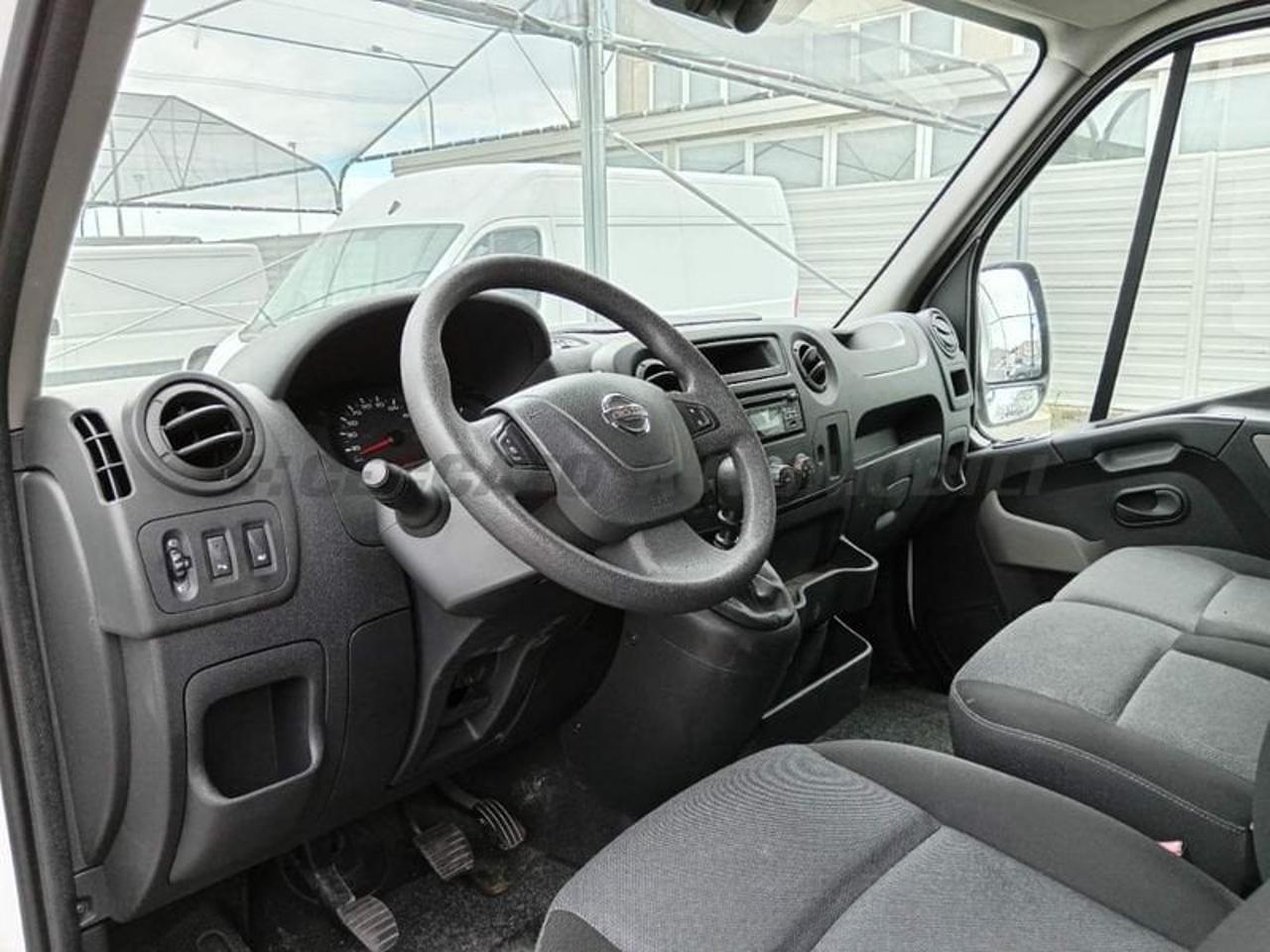 Nissan Nissan NV400 usata, con airbag