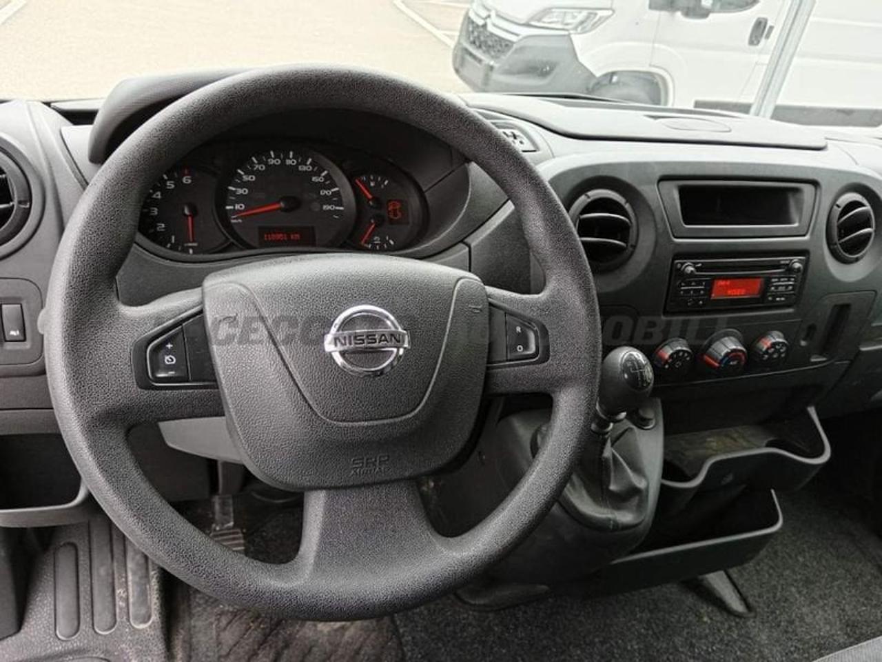 Nissan Nissan NV400 usata, con chiusura centralizzata