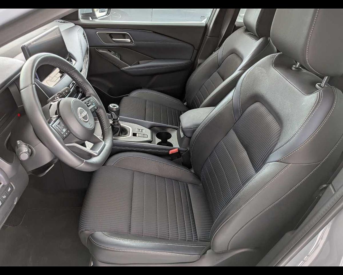 Nissan Nissan Qashqai usata, con 5 sedili