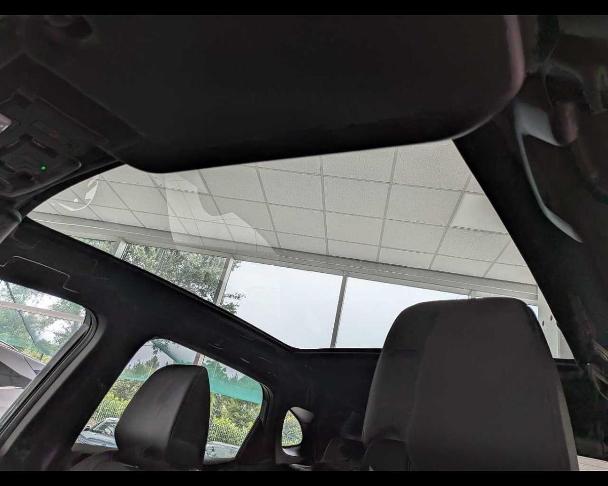 Nissan Nissan Qashqai usata, con 6x Airbag (fontali + laterali + testa)