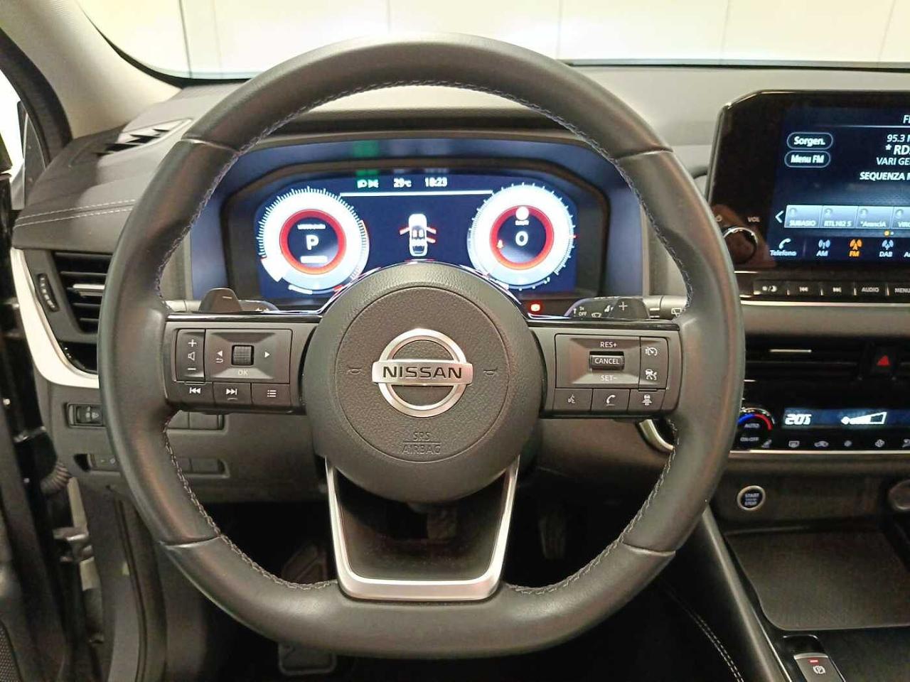 Nissan Nissan Qashqai usata, con 5 sedili