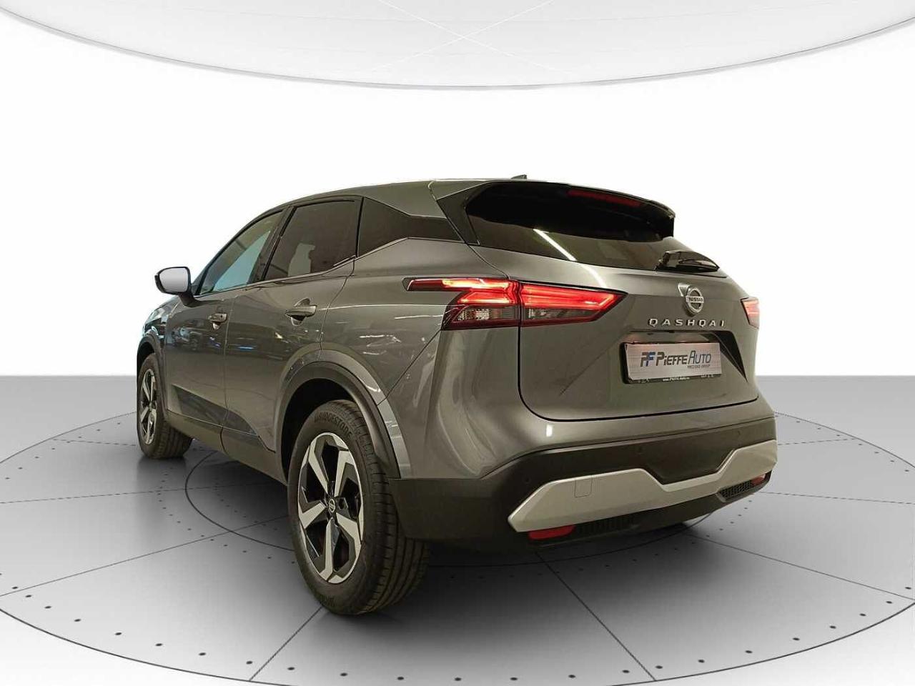Nissan Nissan Qashqai usata, con assistente di corsia