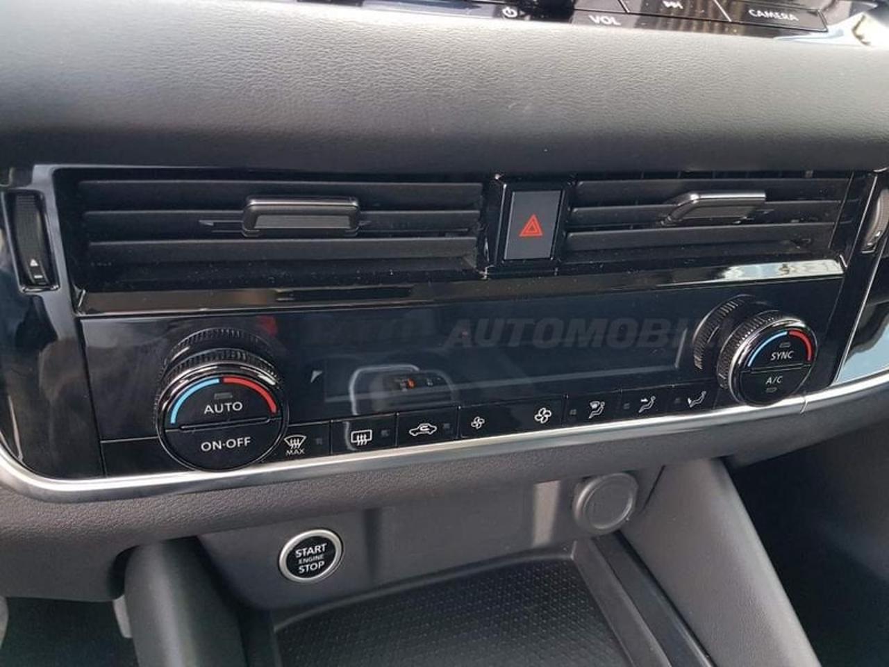 Nissan Nissan Qashqai usata, con alzacristalli elettrici