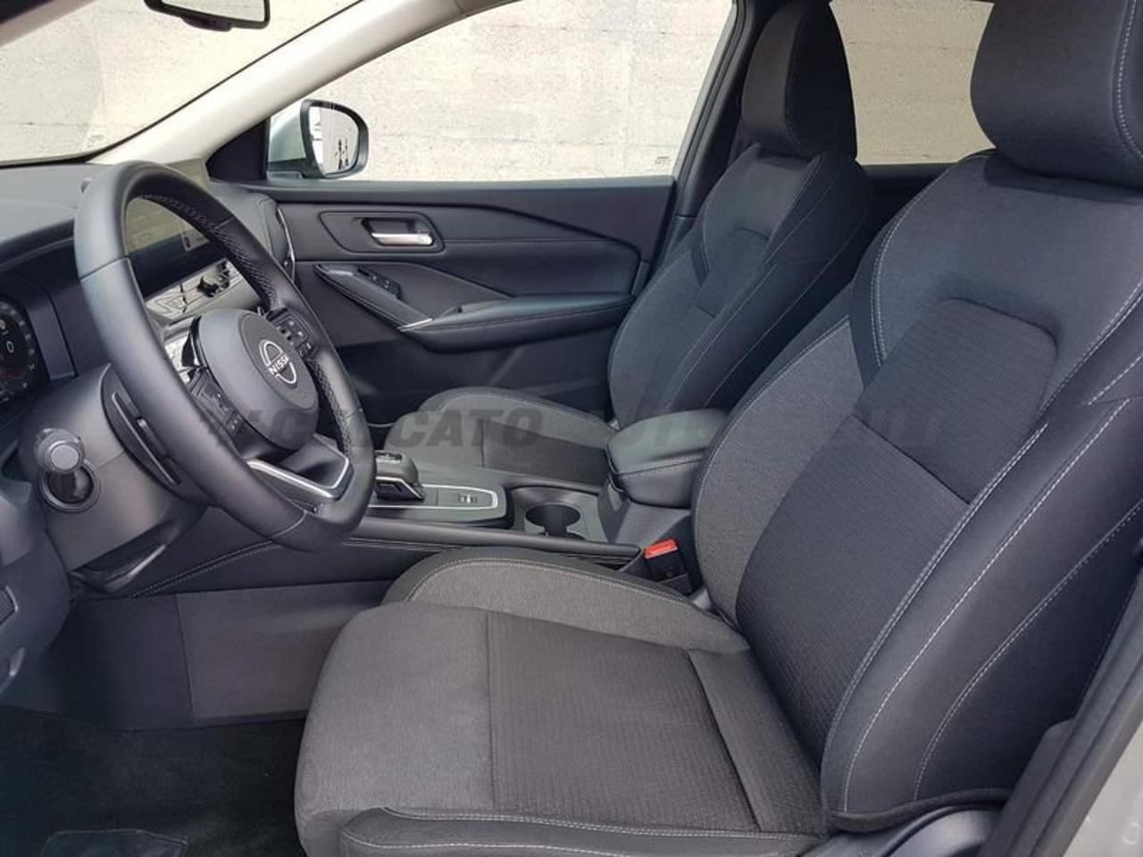 Nissan Nissan Qashqai usata, con navigatore