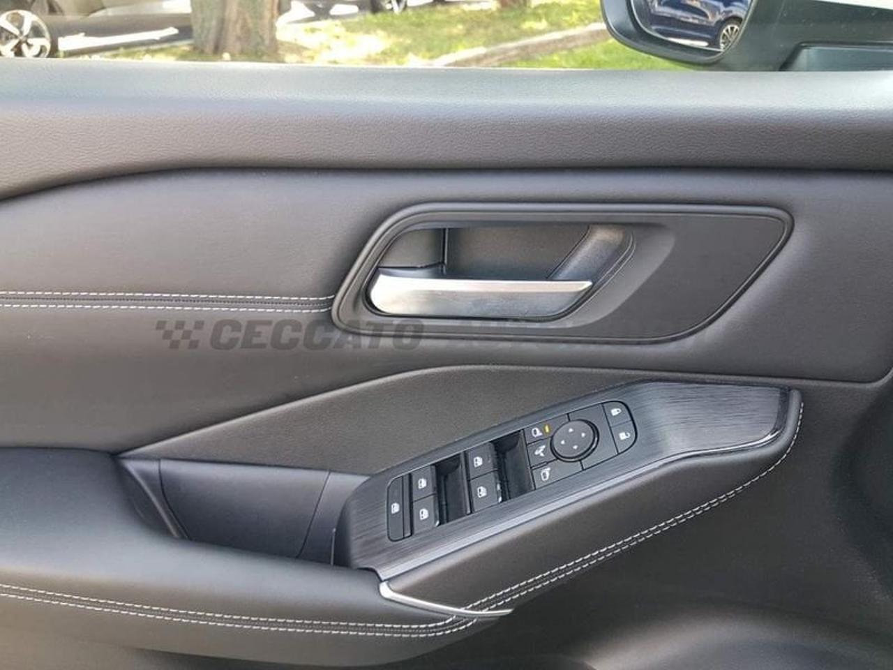 Nissan Nissan Qashqai usata, con navigatore