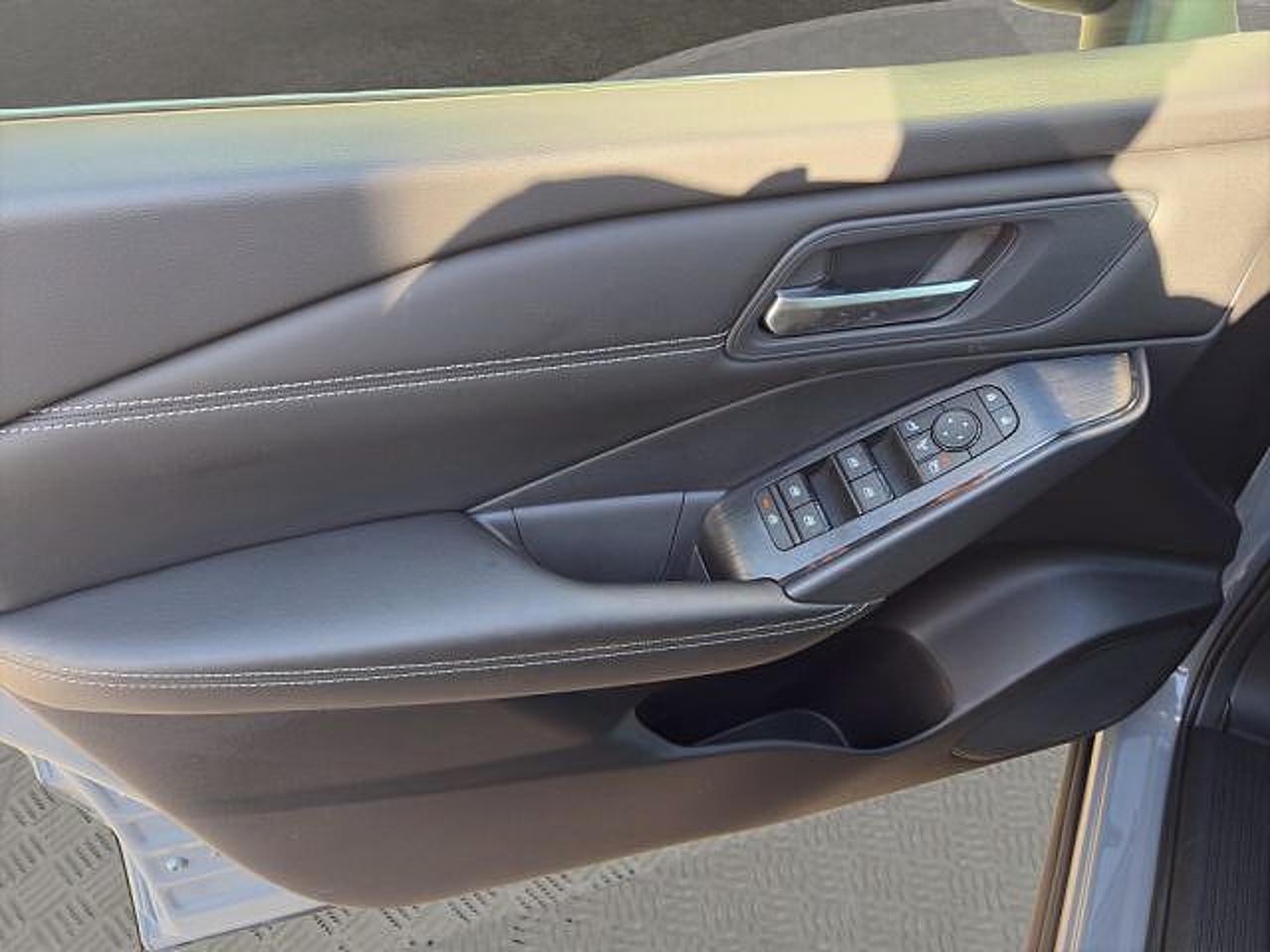 Nissan Nissan Qashqai usata 10