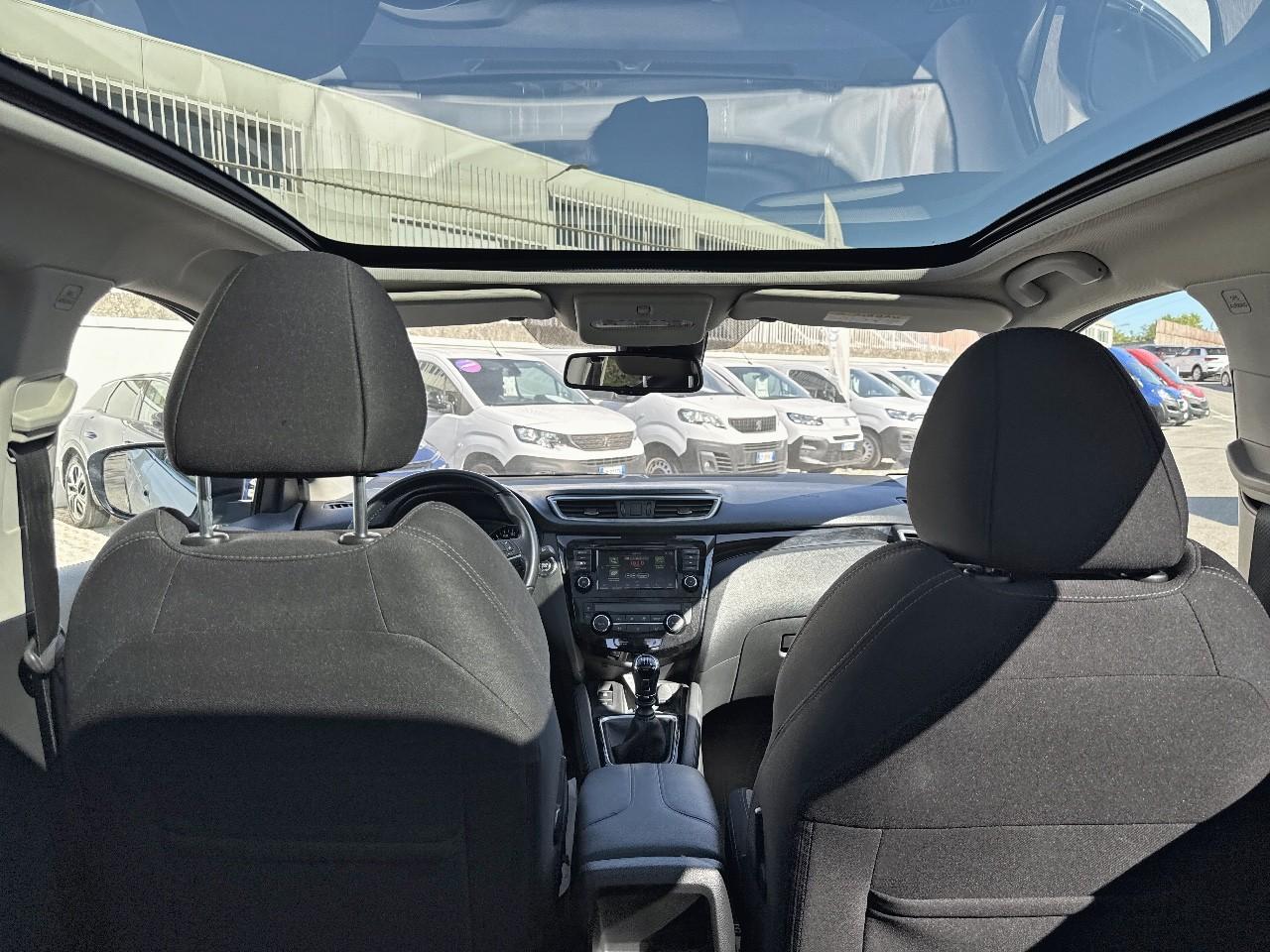 Nissan Nissan Qashqai usata, con cinture sicurezza ant. conducente e passeggero con pretensionatori e reg. in altezza
