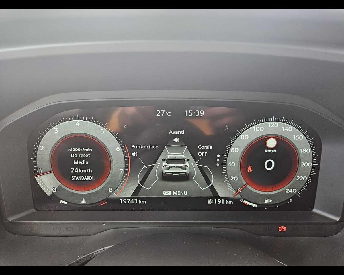 Nissan Nissan Qashqai usata, con assistente al cambio di corsia