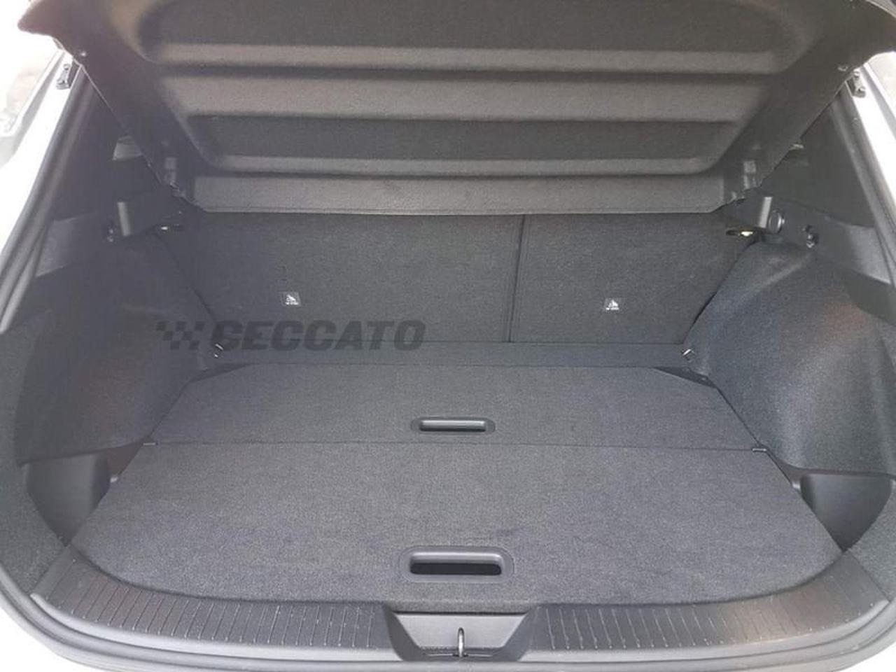 Nissan Nissan Qashqai usata, con navigatore
