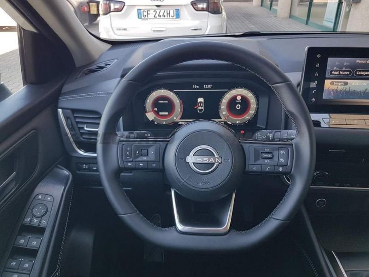 Nissan Nissan Qashqai usata 12