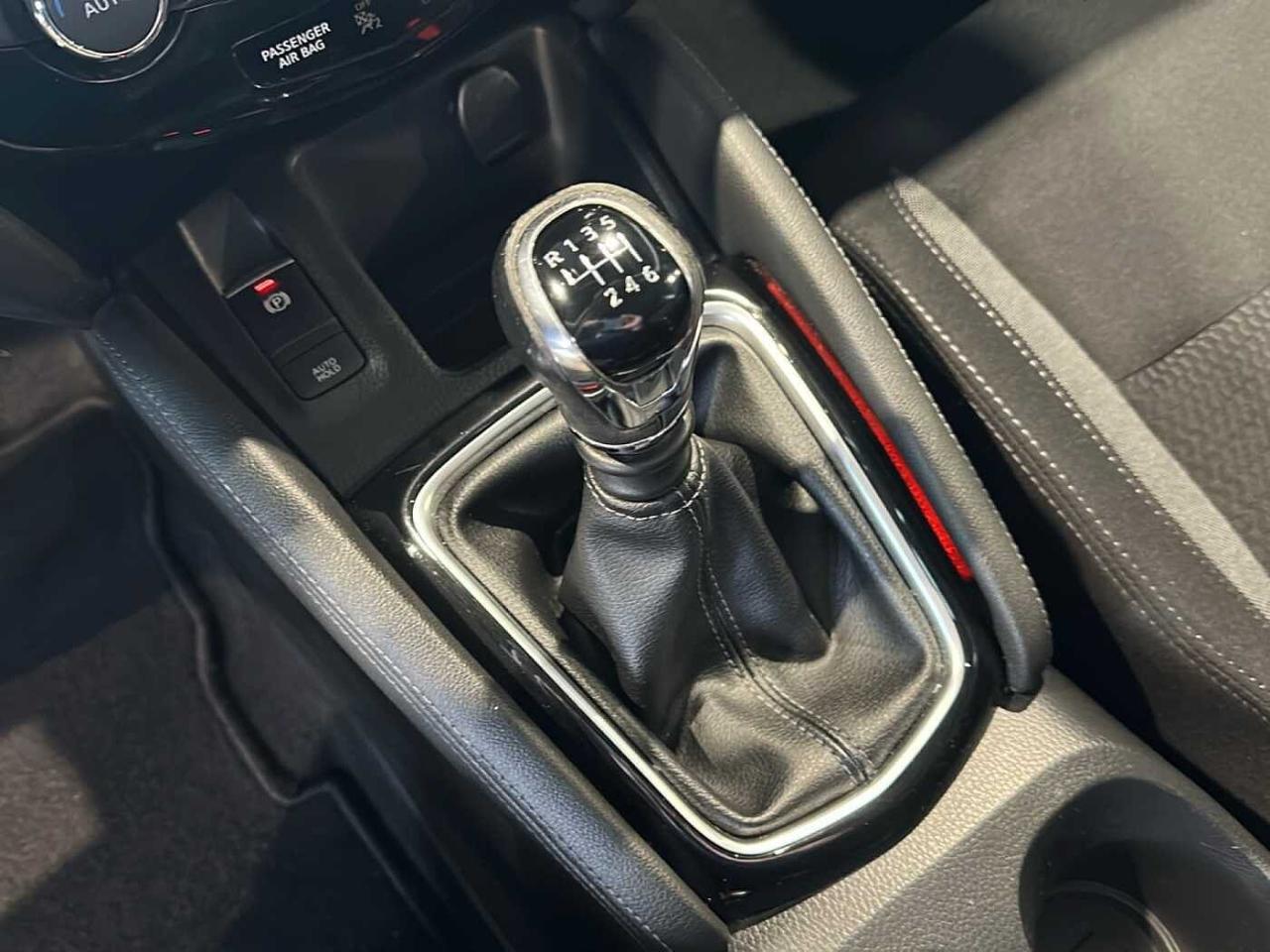 Nissan Nissan Qashqai usata 10