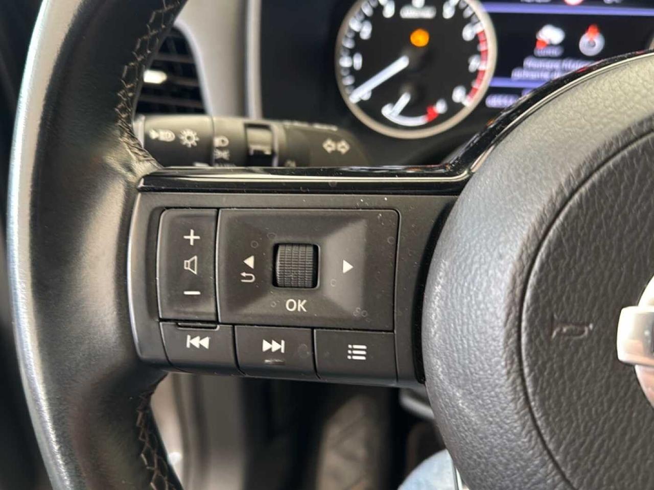Nissan Nissan Qashqai usata 12