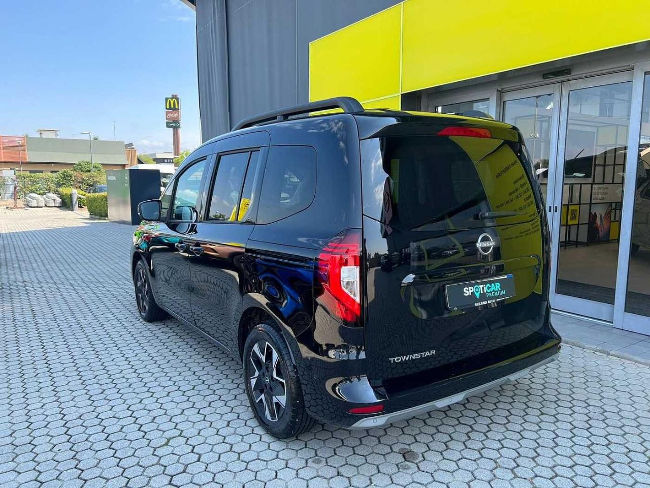 Nissan Nissan Townstar usata 27