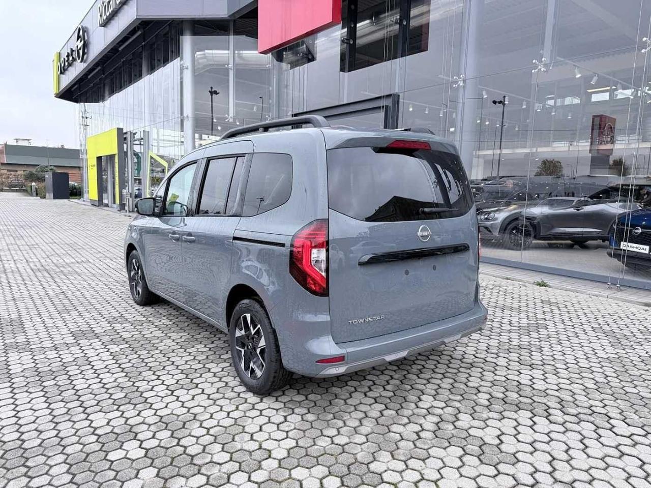 Nissan Nissan Townstar usata 25