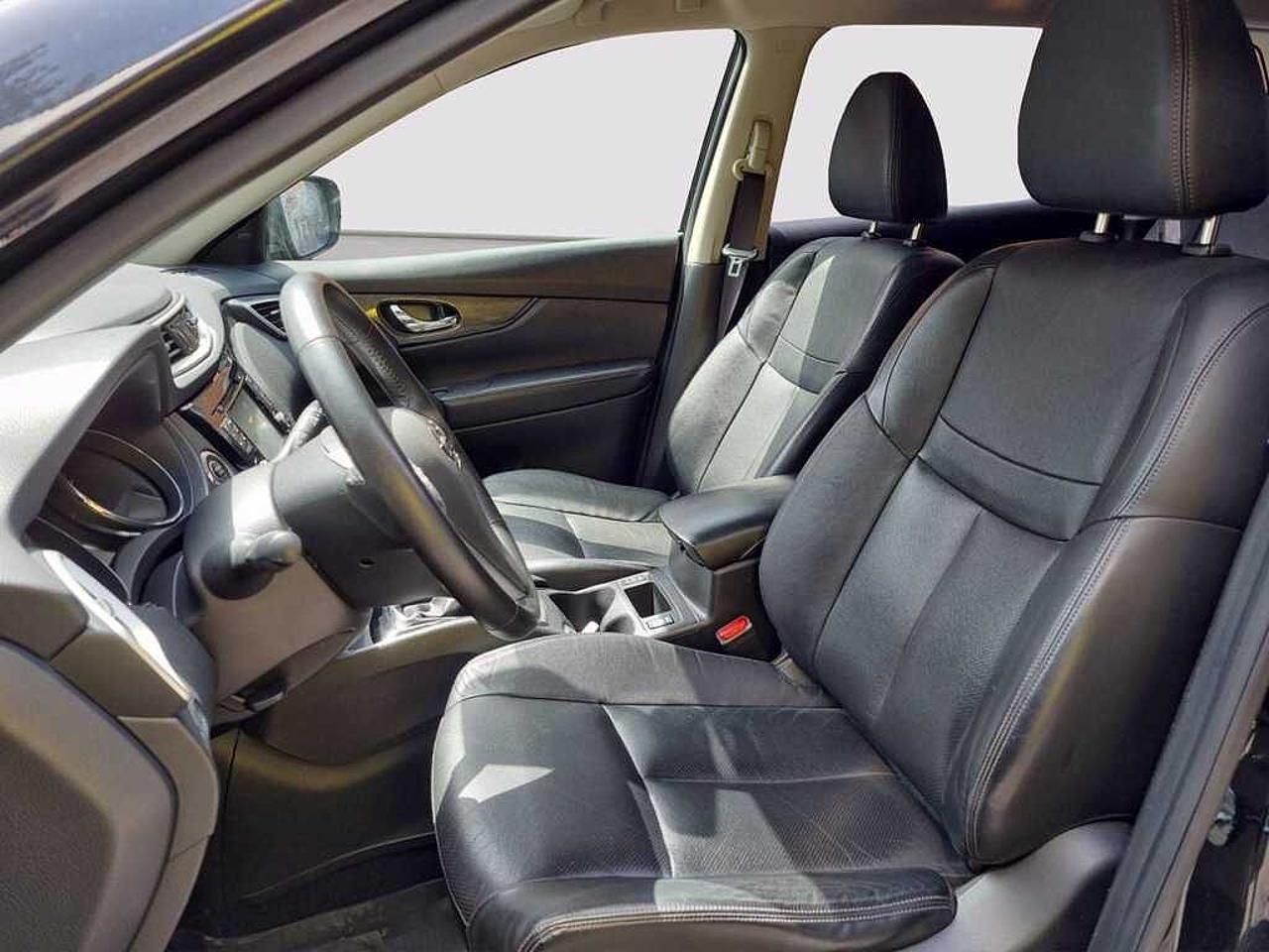 Nissan Nissan X-Trail usata, con cerchi in lega leggera