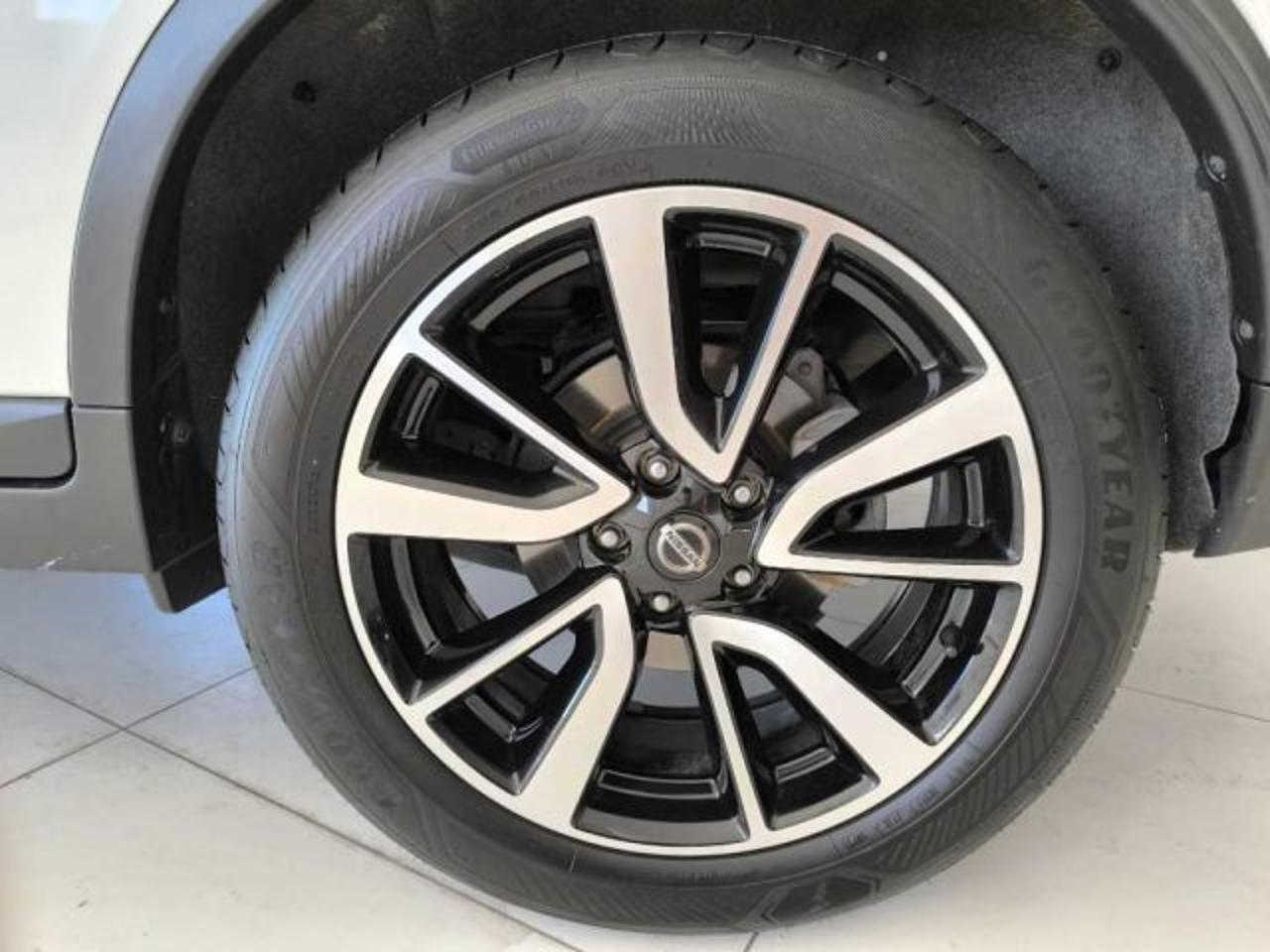 Nissan Nissan X-Trail usata, con cerchi in lega