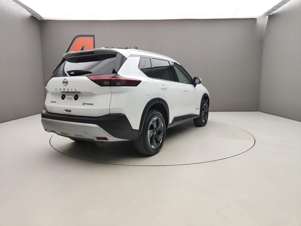 Nissan Nissan X-Trail usata 27