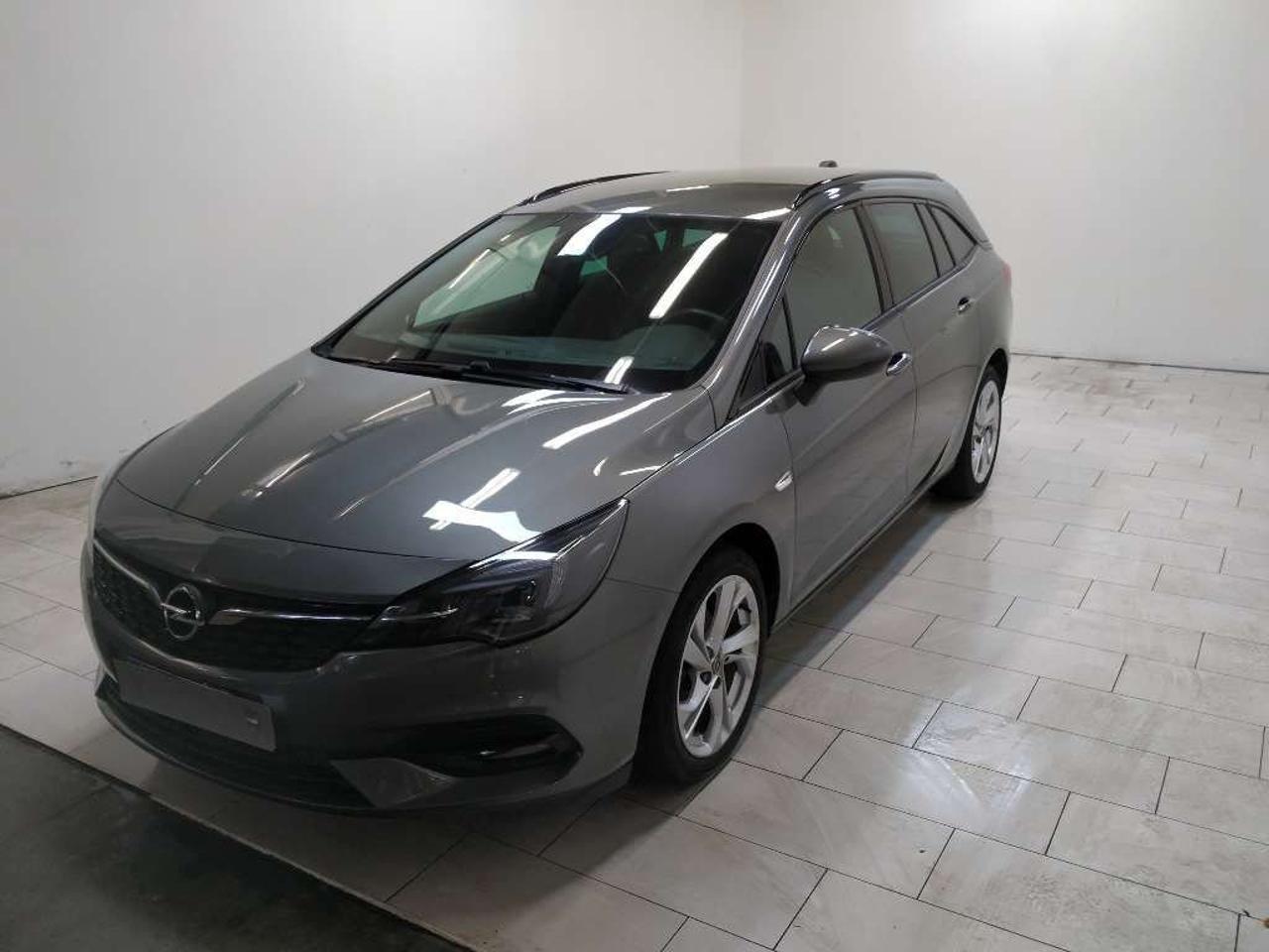 opel astra astra sports tourer 1.2 t ultimate s and s 145cv usata
