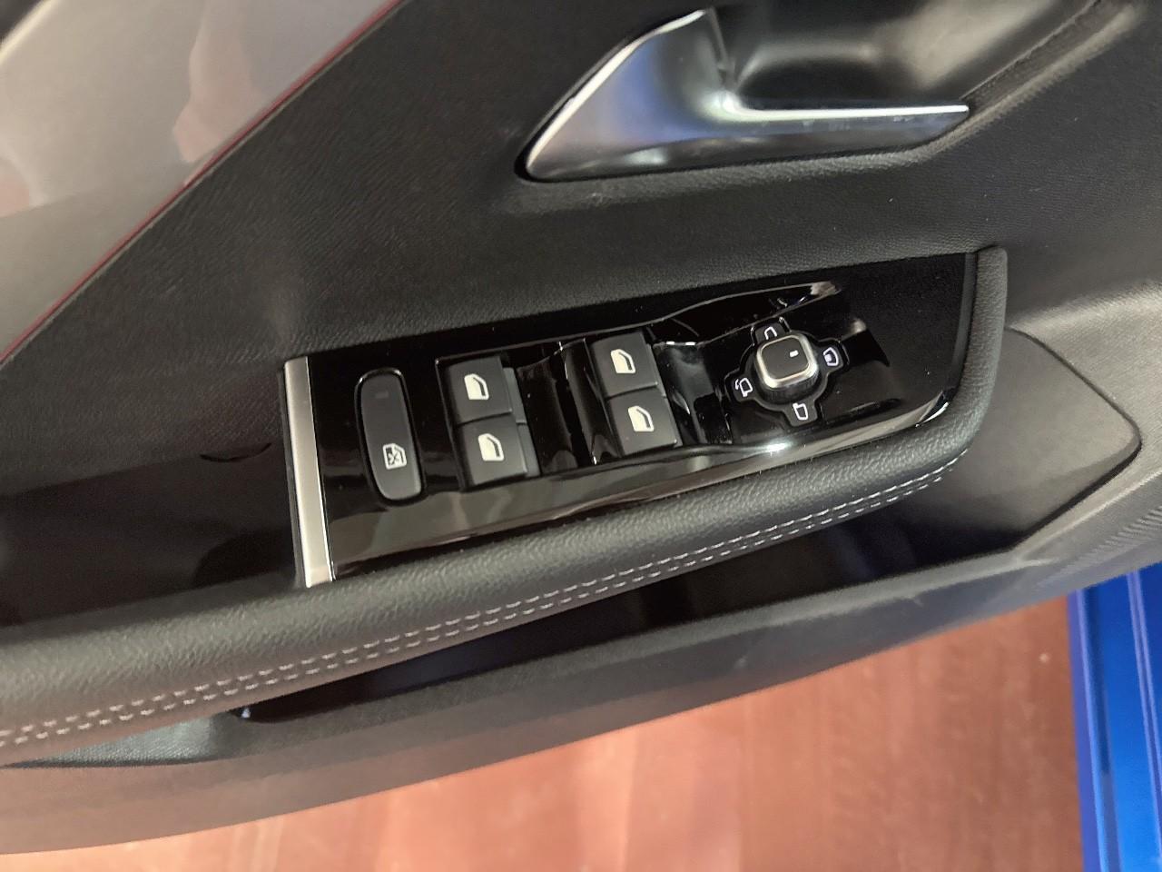 Opel Opel Astra usata, con alzacristalli elettrici anteriori e posteriori , numero ad impulso 2