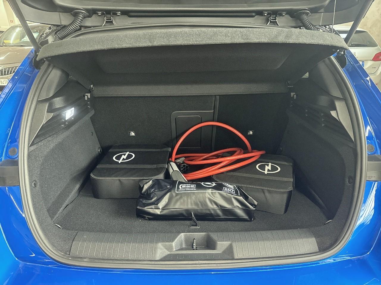 Opel Opel Astra usata, con chiamata di emergenza