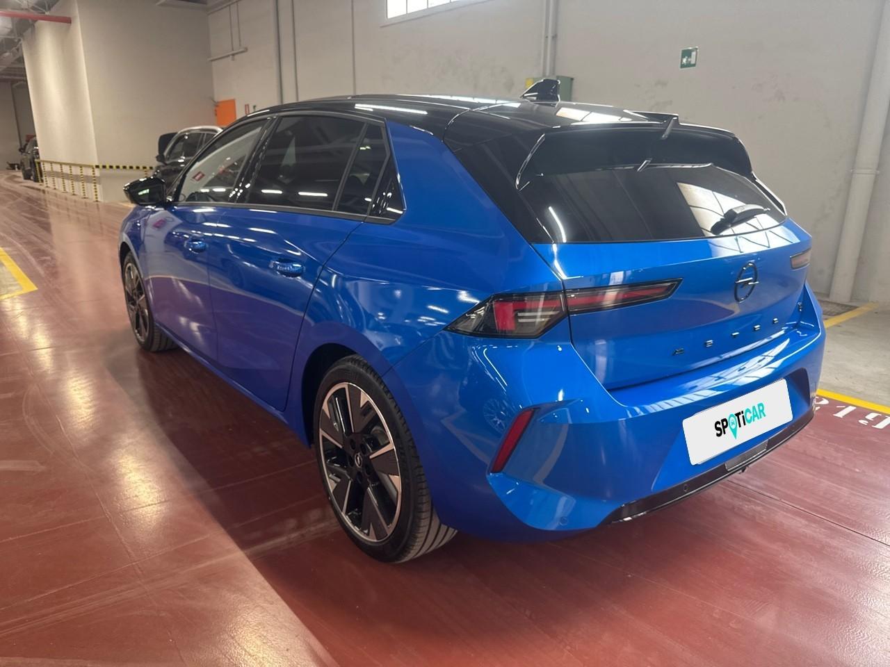 Opel Opel Astra usata, con chiusura centralizzata scheda , incl. cristalli elettrici